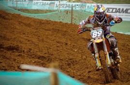 IM电竞-Scout在法国队比赛中关键助攻，大胜引发热议！